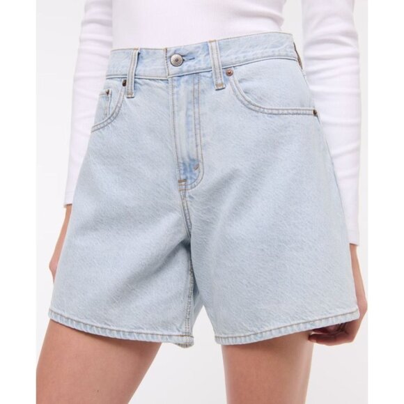 Abercrombie and Fitch Shorts Size 37 High Rise Loose Light Wash Denim Casual NEW - Picture 9 of 9